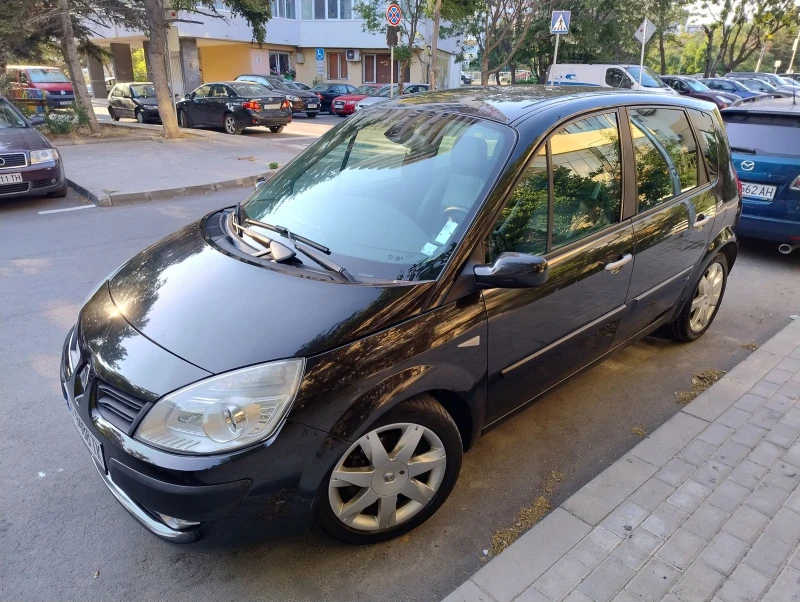 Renault Scenic, снимка 1 - Автомобили и джипове - 47474647