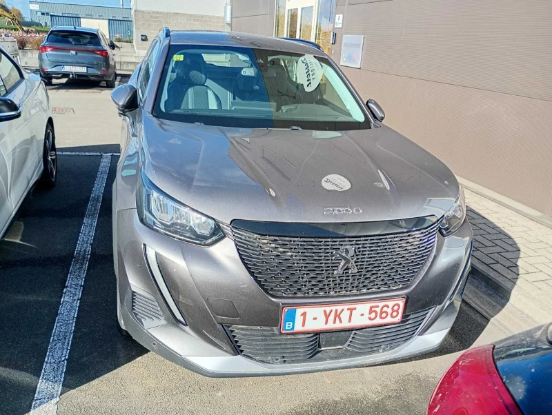 Peugeot 2008, снимка 1 - Автомобили и джипове - 47701119