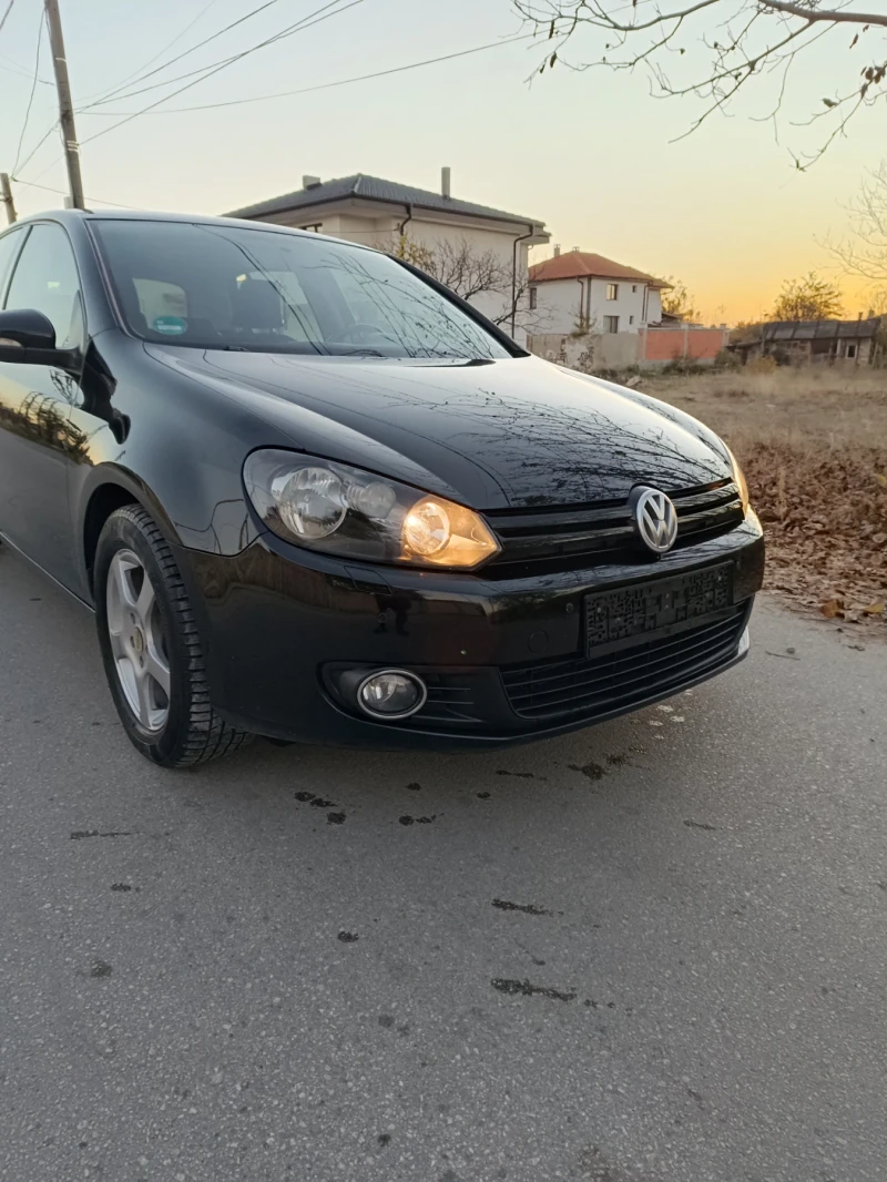 VW Golf 1.6, снимка 10 - Автомобили и джипове - 47887442