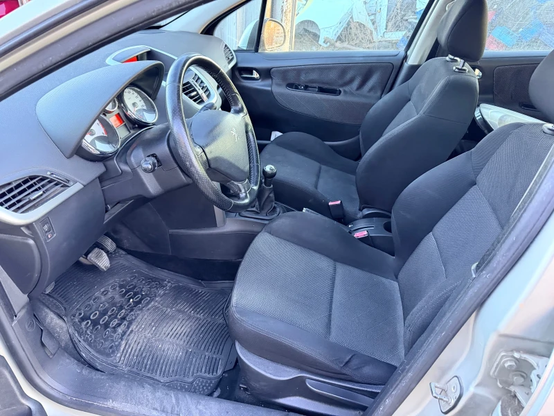 Peugeot 207 1.6HDI, снимка 5 - Автомобили и джипове - 50223406