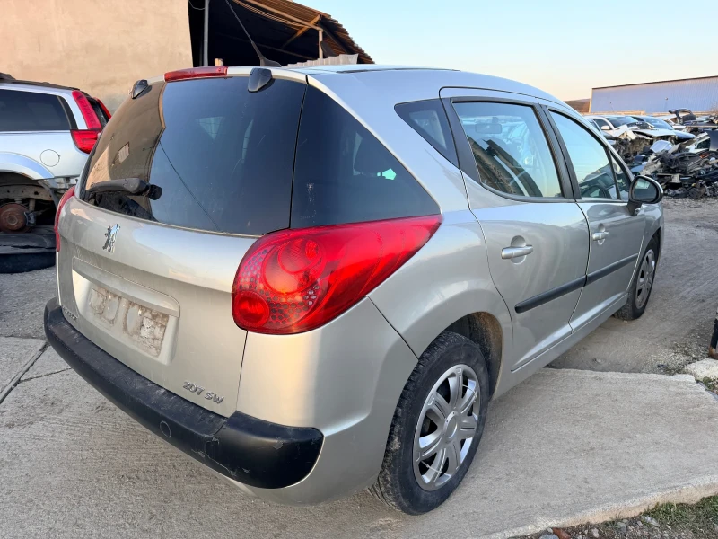 Peugeot 207 1.6HDI, снимка 4 - Автомобили и джипове - 50223406