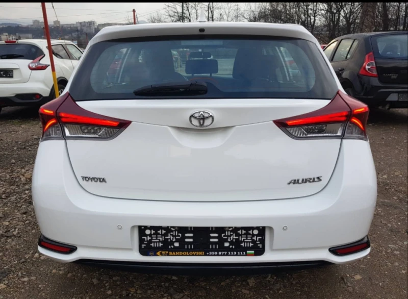 Toyota Auris 1.4 D-4D / ТОП, снимка 6 - Автомобили и джипове - 51628141
