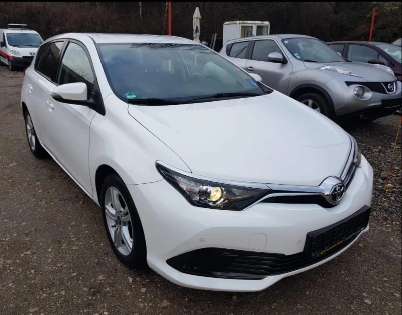 Toyota Auris 1.4 D-4D / ТОП, снимка 3 - Автомобили и джипове - 51628141