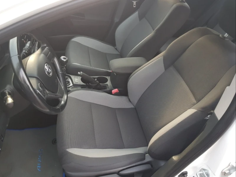 Toyota Auris 1.4 D-4D / ТОП, снимка 15 - Автомобили и джипове - 51628141