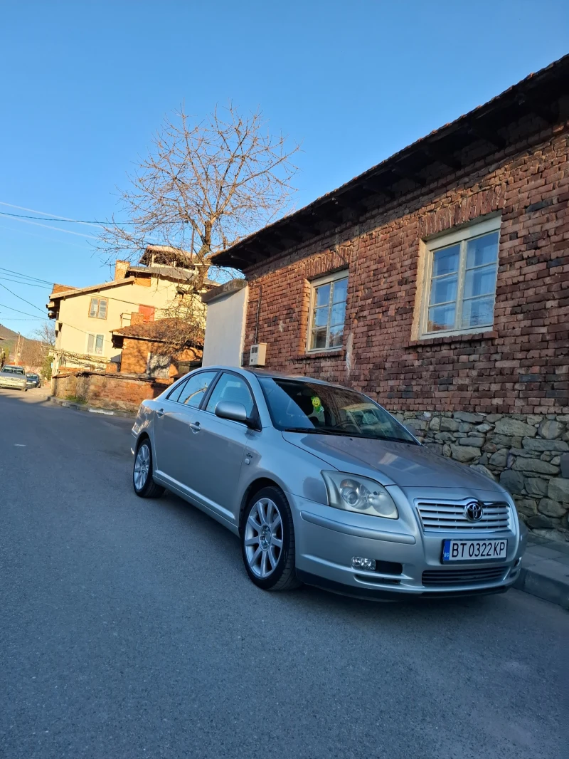 Toyota Avensis, снимка 6 - Автомобили и джипове - 52407880