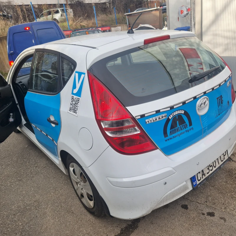 Hyundai I30, снимка 6 - Автомобили и джипове - 52755124