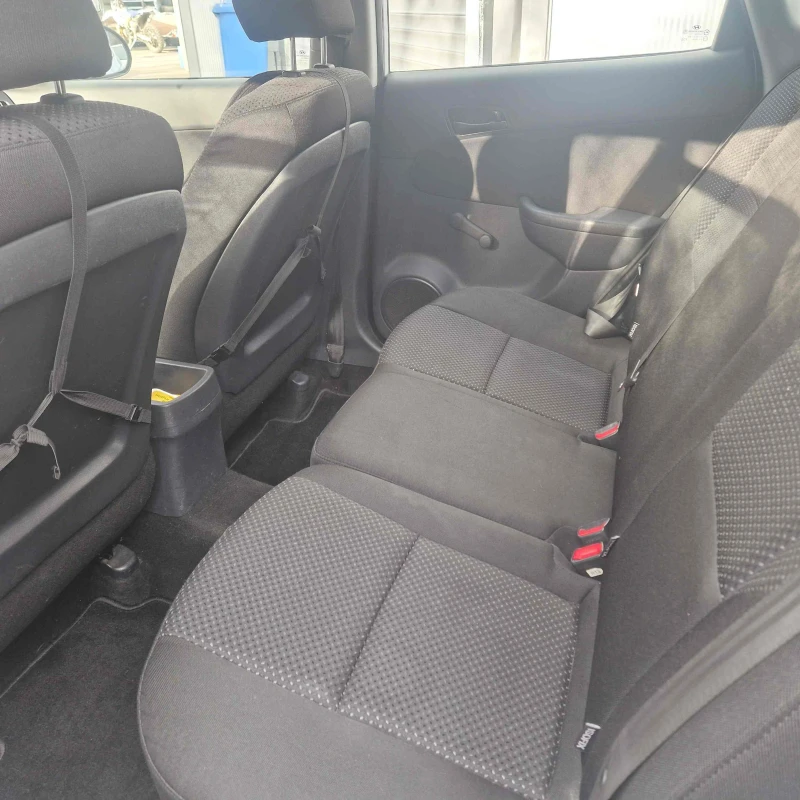 Hyundai I30, снимка 5 - Автомобили и джипове - 52755124