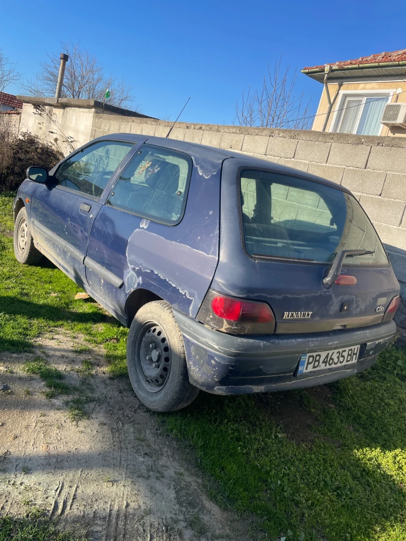 Renault Clio 1.4, снимка 3 - Автомобили и джипове - 52943874