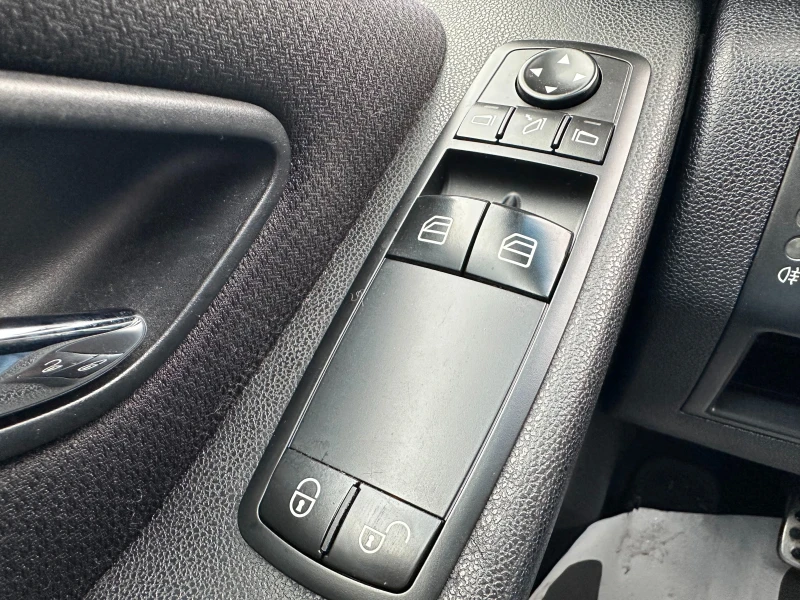 Mercedes-Benz A 150 1.5i 95 к.с. Газ/бензин, снимка 15 - Автомобили и джипове - 53033858