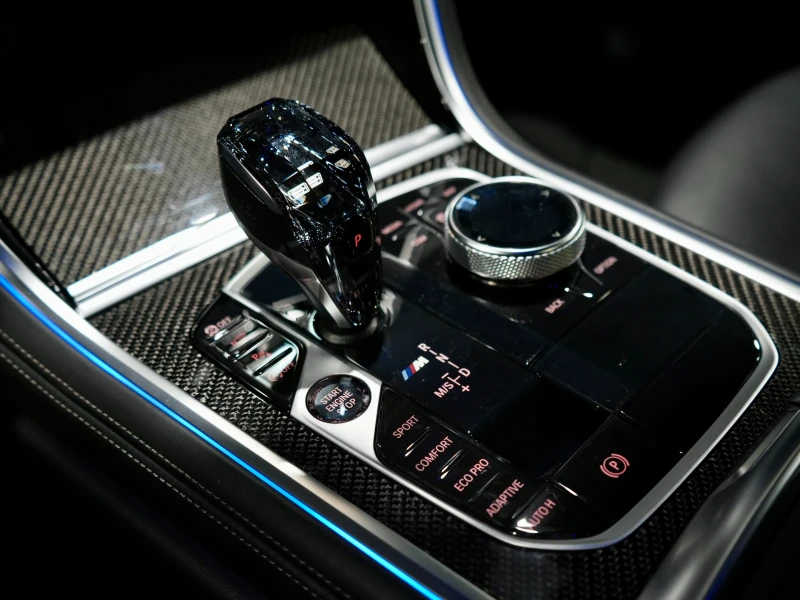 BMW 850 M850i xDrive С РЕГИСТРАЦИЯ & АВТОКРЕДИТ, снимка 10 - Автомобили и джипове - 53415984