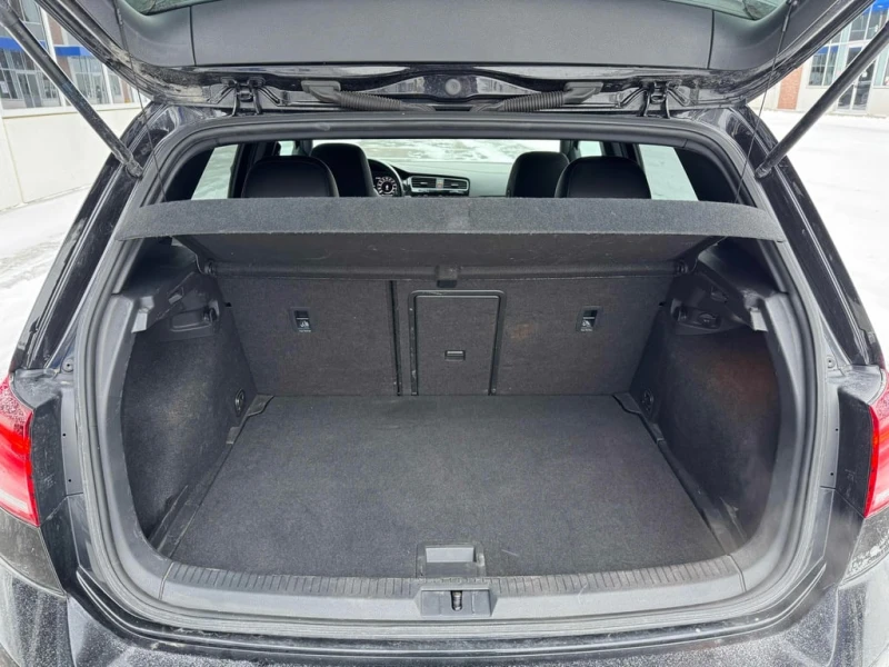 VW Golf * Manual * CARFAX * ЦЕНА ДО БГ, снимка 14 - Автомобили и джипове - 53469430