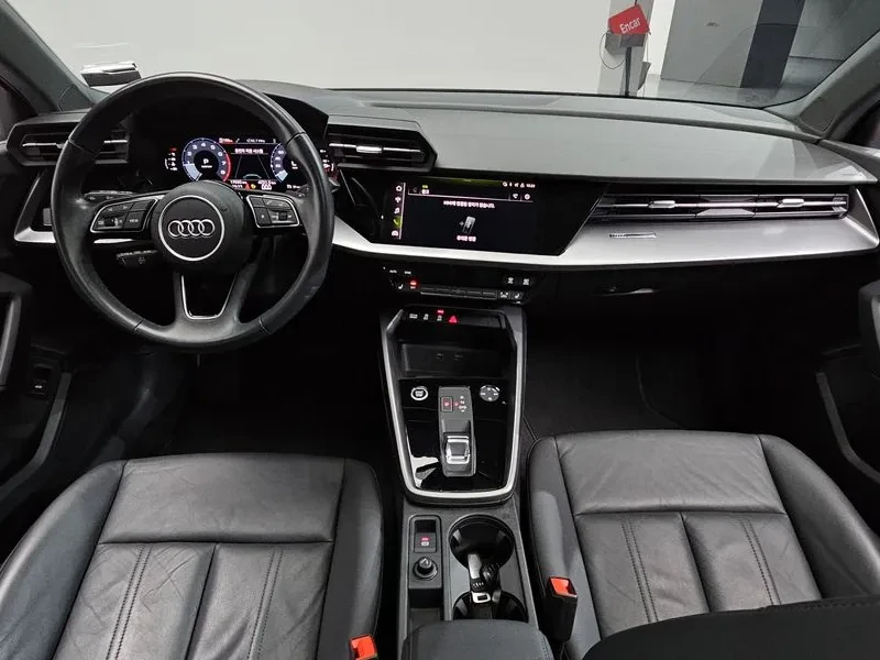 Audi A3 40 Tfsi, снимка 7 - Автомобили и джипове - 55390227