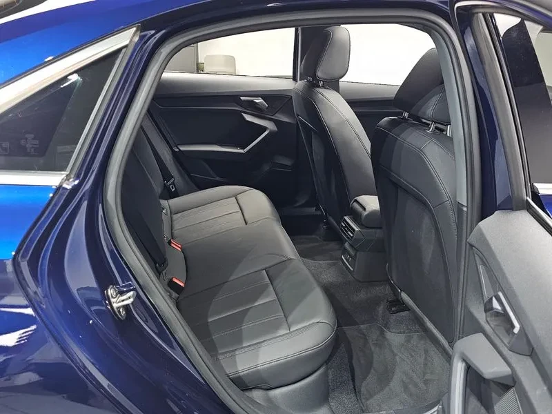 Audi A3 40 Tfsi, снимка 11 - Автомобили и джипове - 55390227
