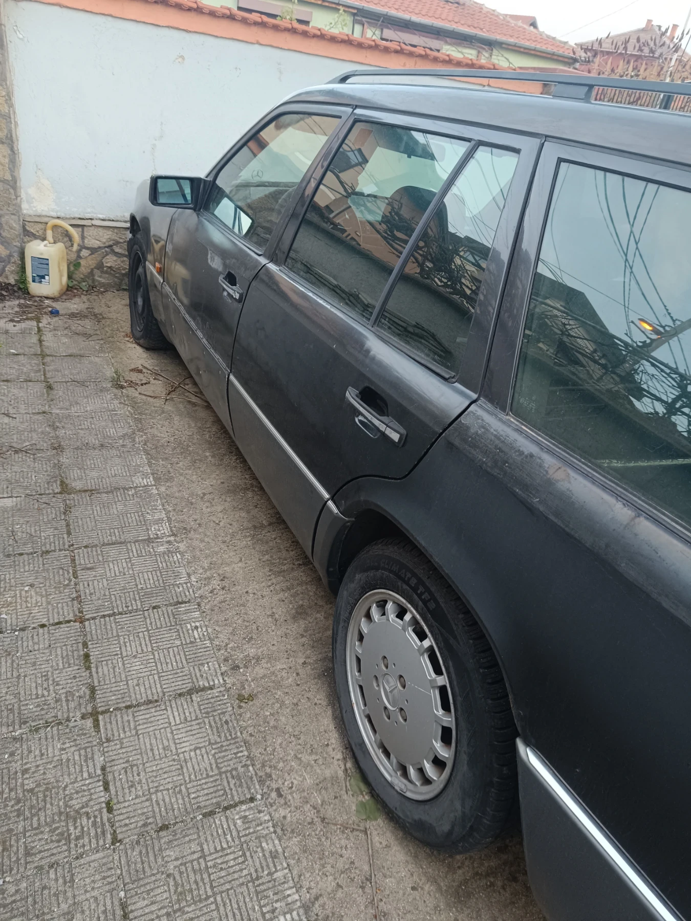 Mercedes-Benz 124  - изображение 4