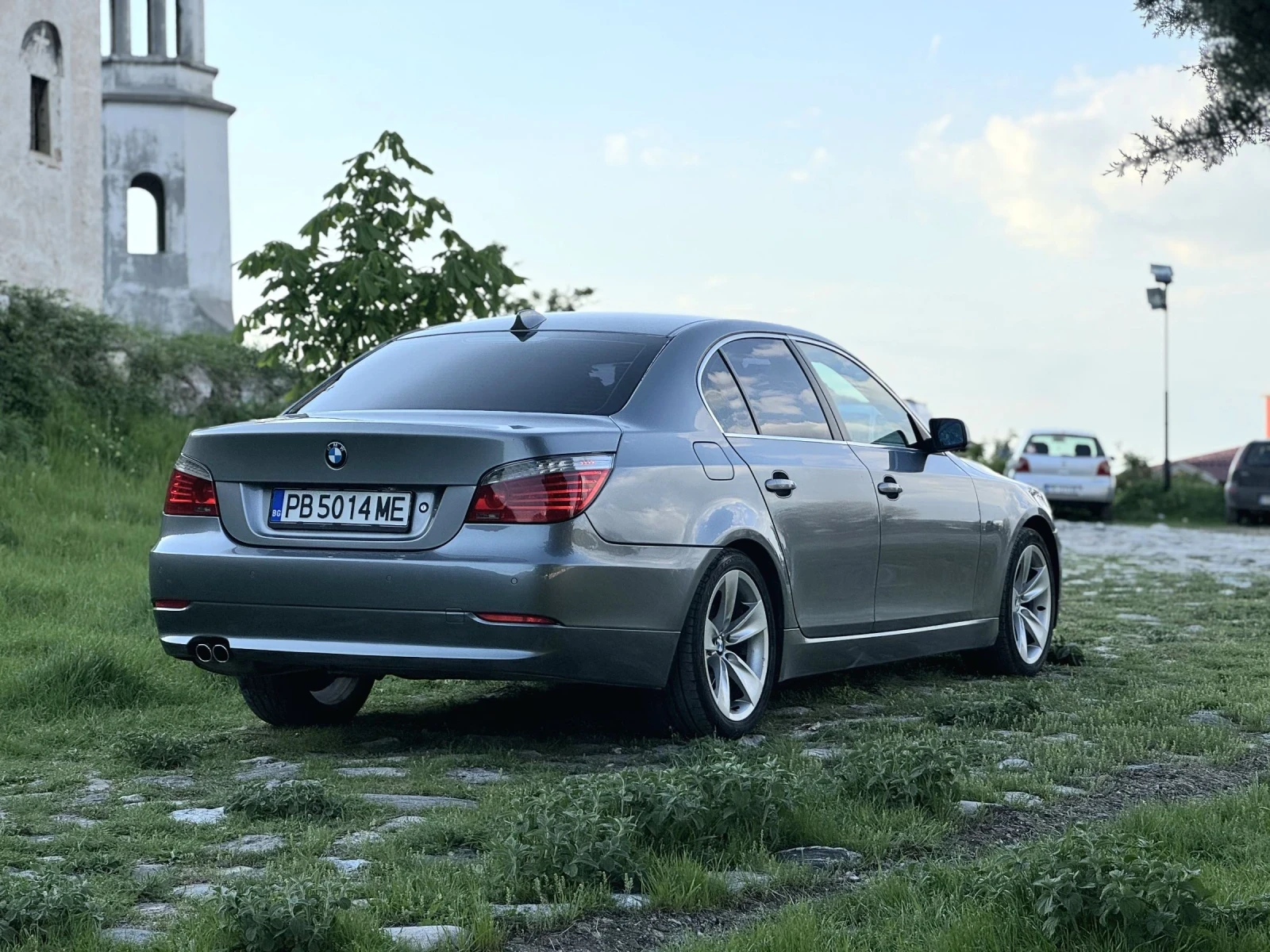 BMW 525 Facelift - изображение 4