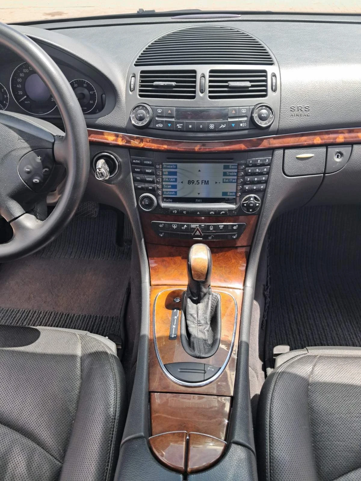 Mercedes-Benz E 320  - изображение 7