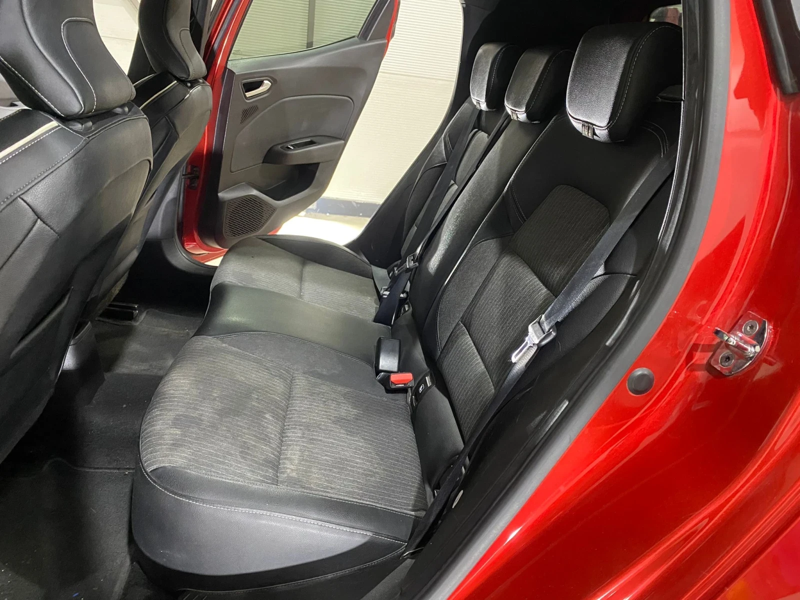 Renault Clio 1.0i 101hp - изображение 10