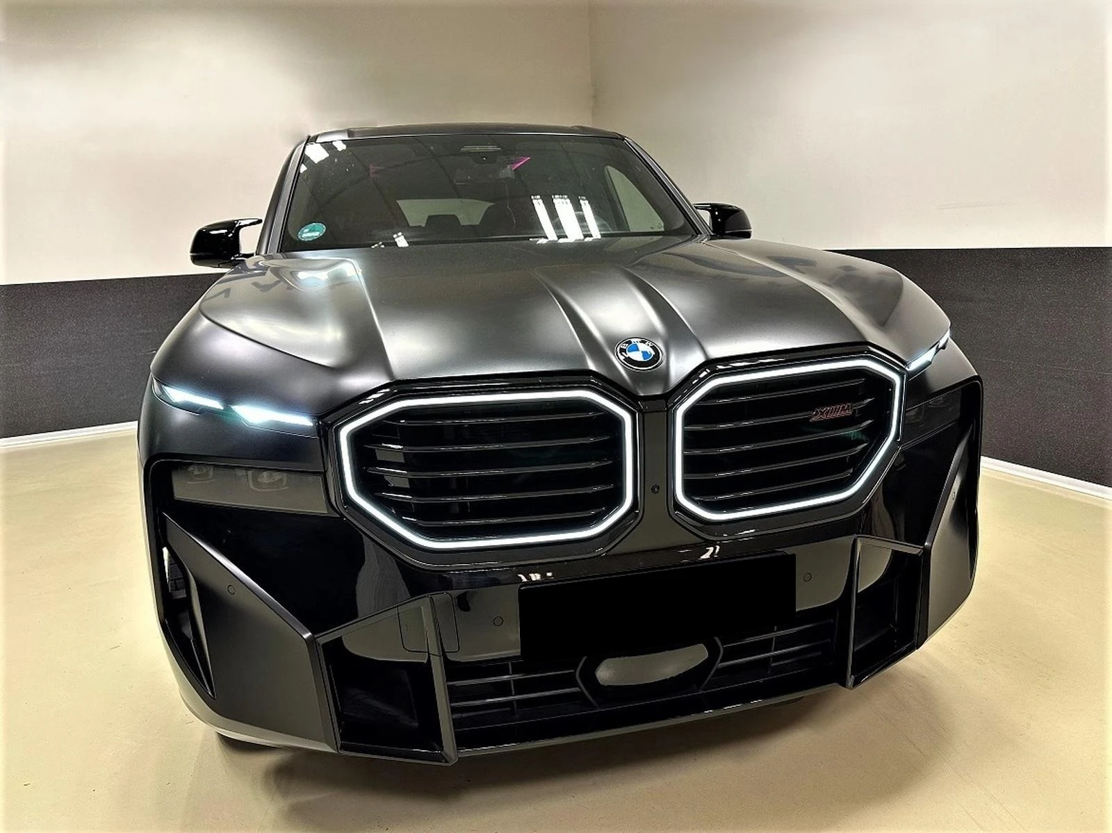 BMW XM LABEL RED/748 HP/PLUG-IN/CARBON/B&W/HEAD UP/ICONIC - изображение 2