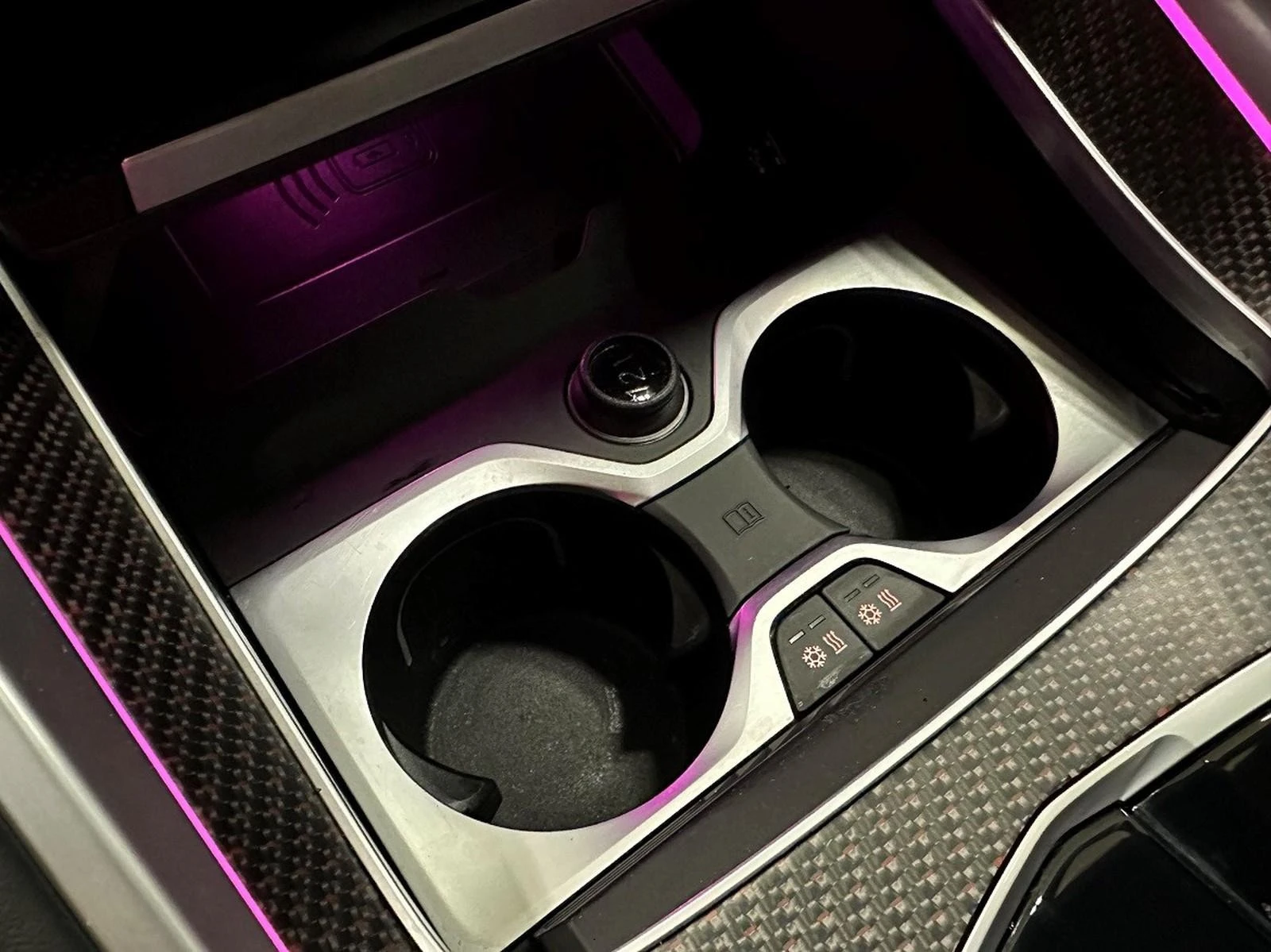 BMW XM LABEL RED/748 HP/PLUG-IN/CARBON/B&W/HEAD UP/ICONIC - изображение 10