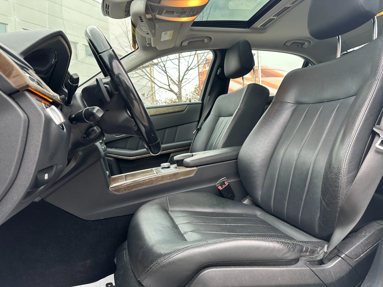 Mercedes-Benz E 500 5.5i 388 к.с. 4matic - изображение 8