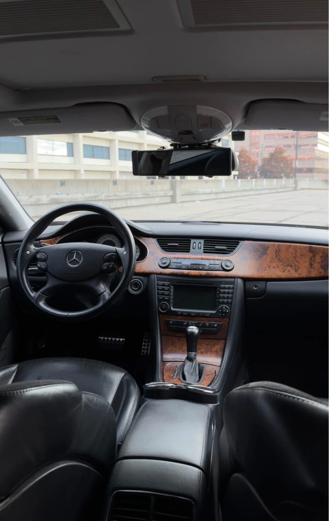 Mercedes-Benz CLS 55 AMG V8 KOMPRESSOR * * CARFAX * * АВТО КРЕДИТ * *  - изображение 4