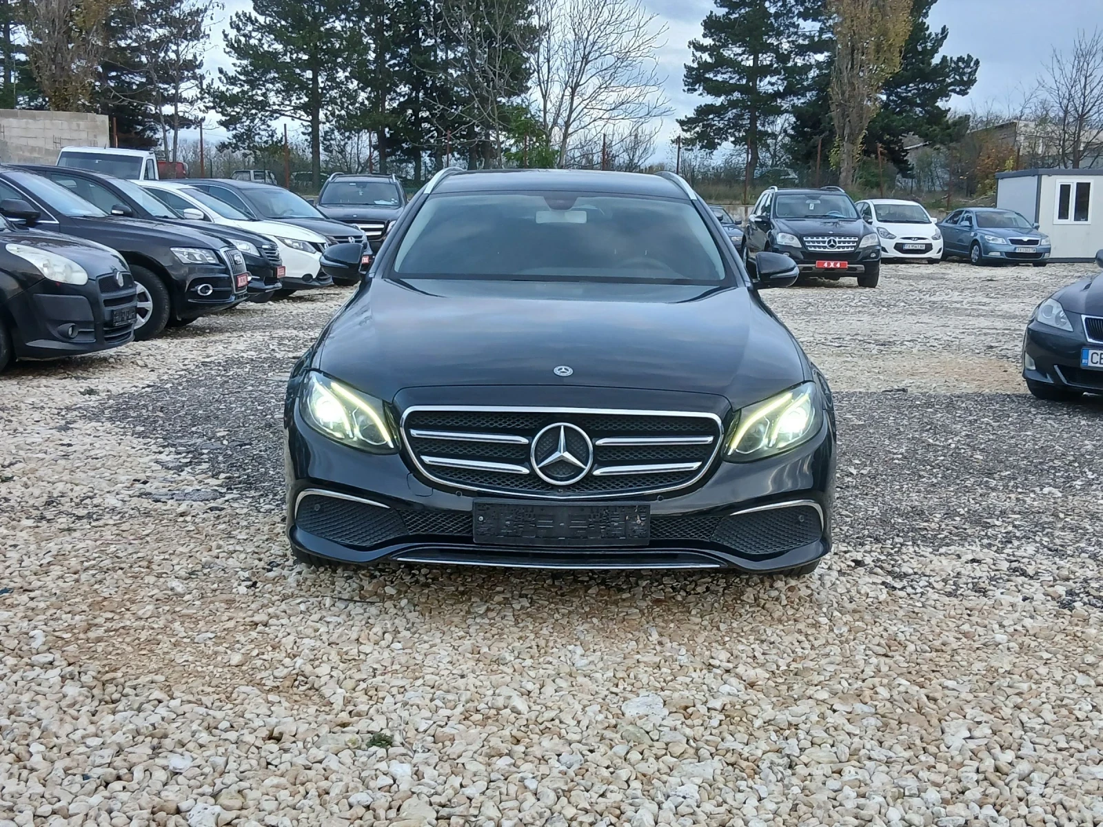 Mercedes-Benz E 220 АВТОМАТИК ЕВРО6 - изображение 2