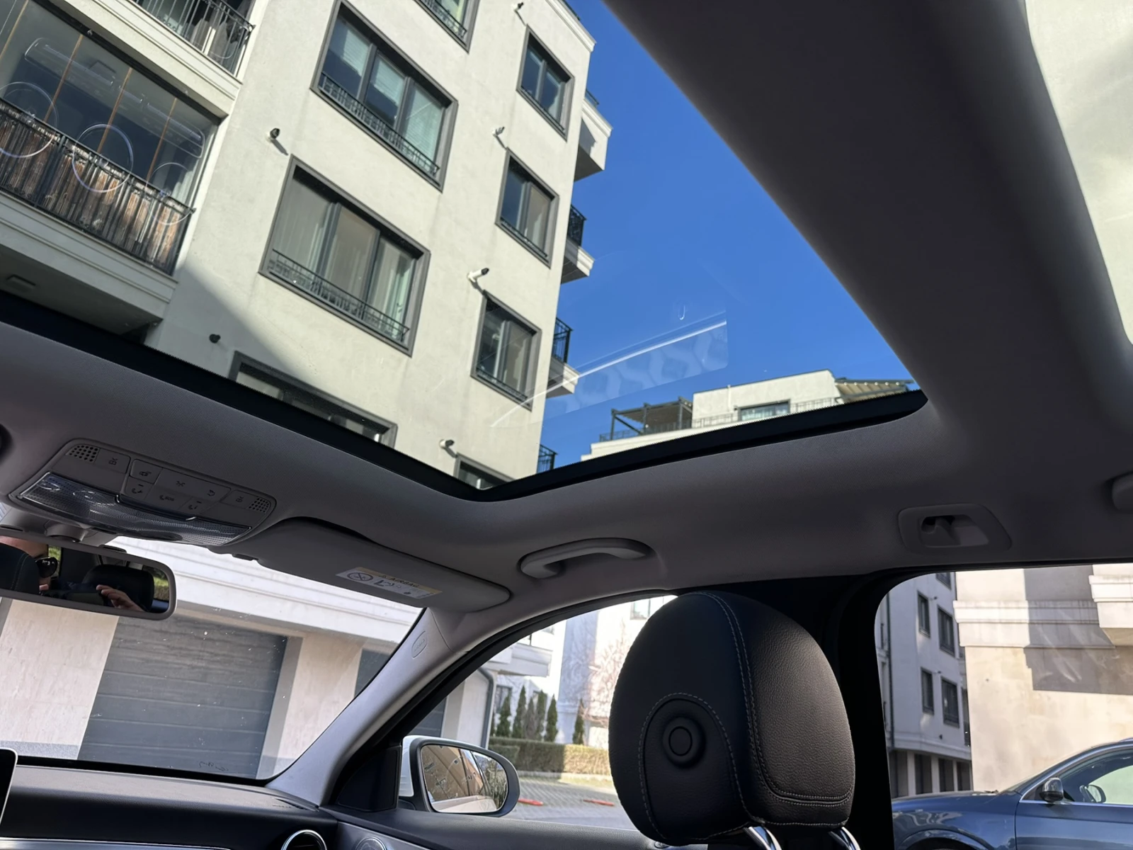 Mercedes-Benz C 250 4 MATIK, снимка 12 - Автомобили и джипове - 53770644