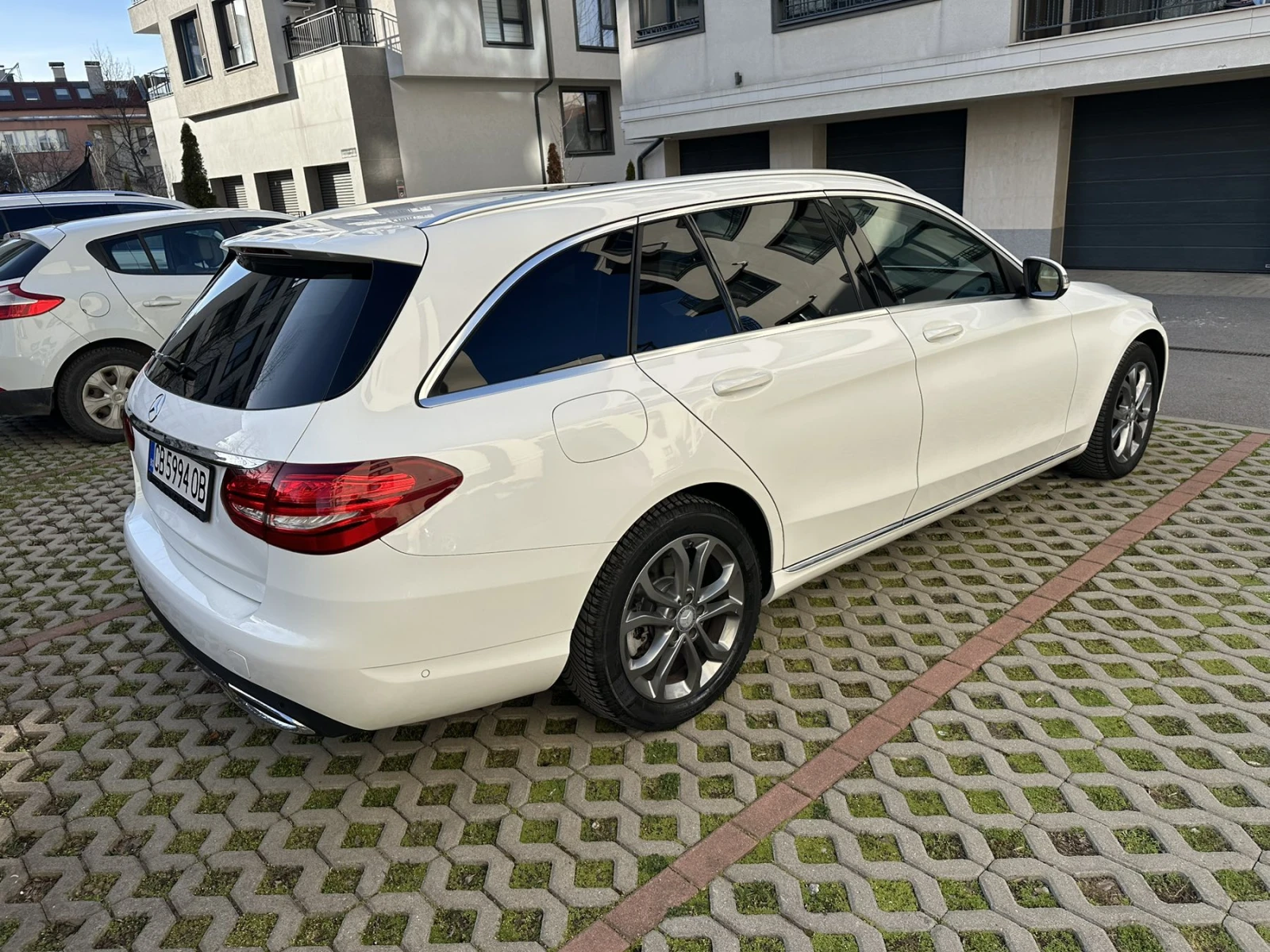 Mercedes-Benz C 250 4 MATIK, снимка 8 - Автомобили и джипове - 53770644