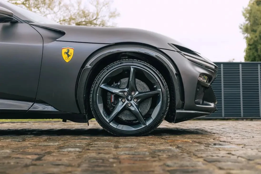 Ferrari Purosangue 6.5 V12, снимка 3 - Автомобили и джипове - 53816164