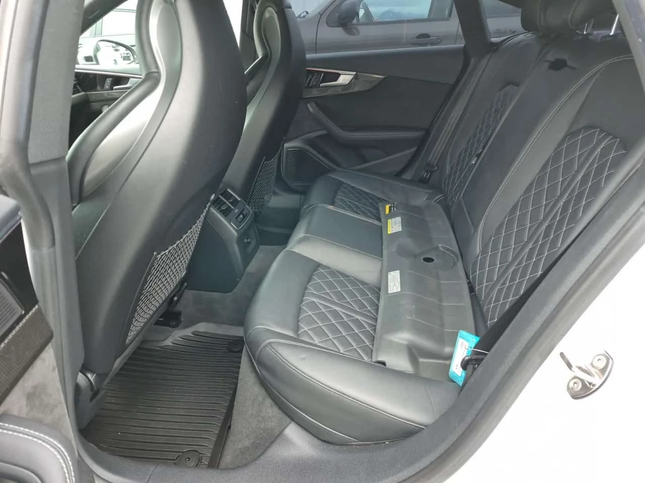 Audi S5 TECHNIK/360/DIS/MASSAGE/PANO/B&O, снимка 12 - Автомобили и джипове - 53868332