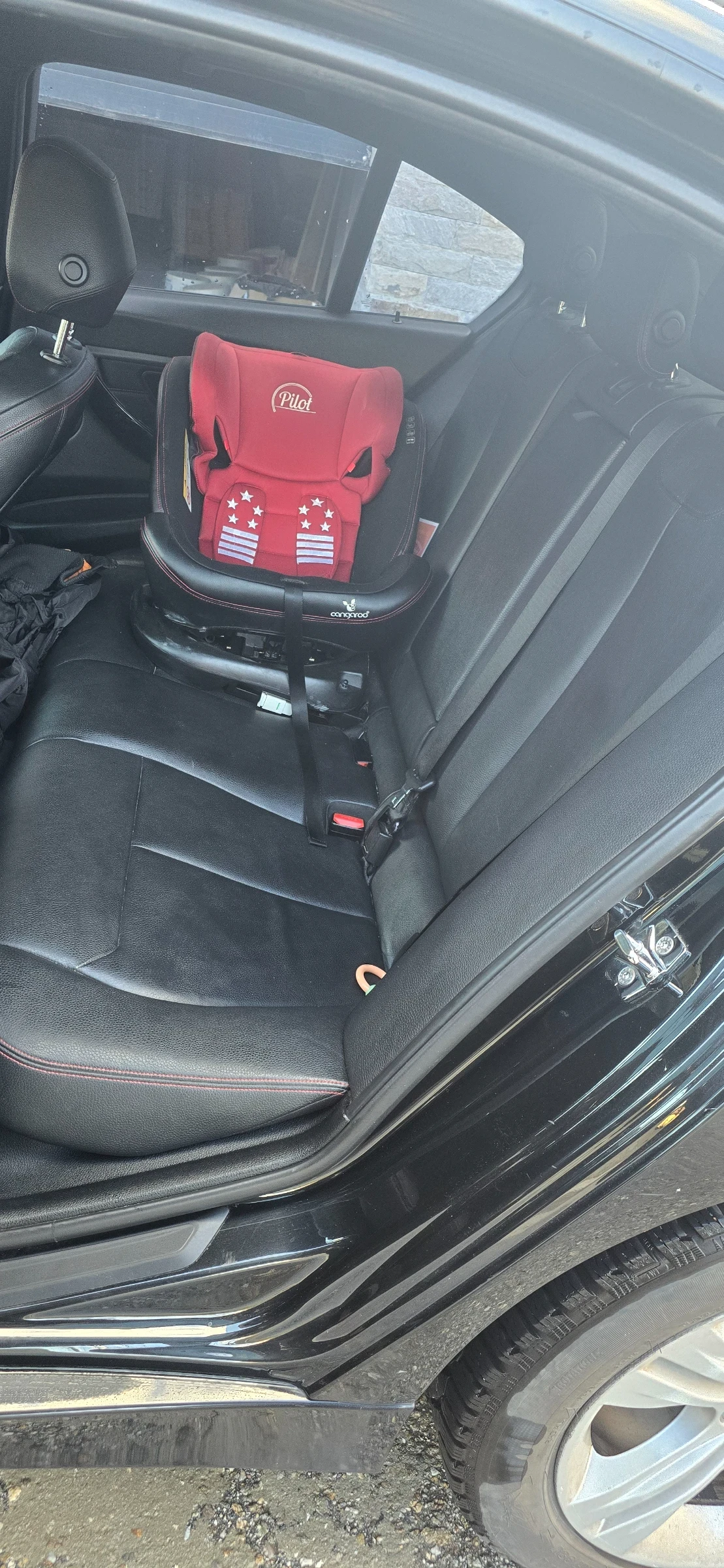 BMW 320, снимка 11 - Автомобили и джипове - 54239979