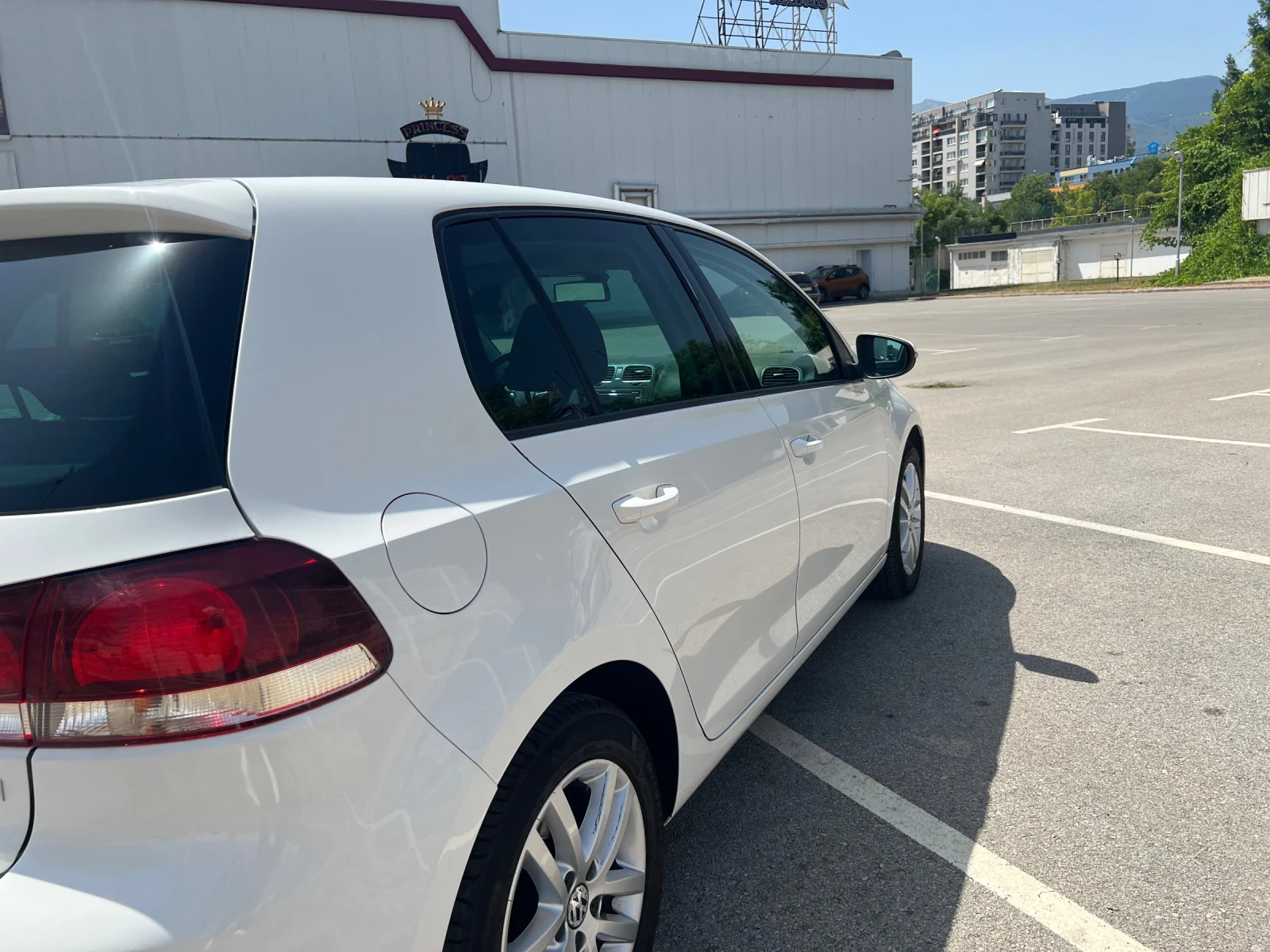 VW Golf, снимка 6 - Автомобили и джипове - 54298893