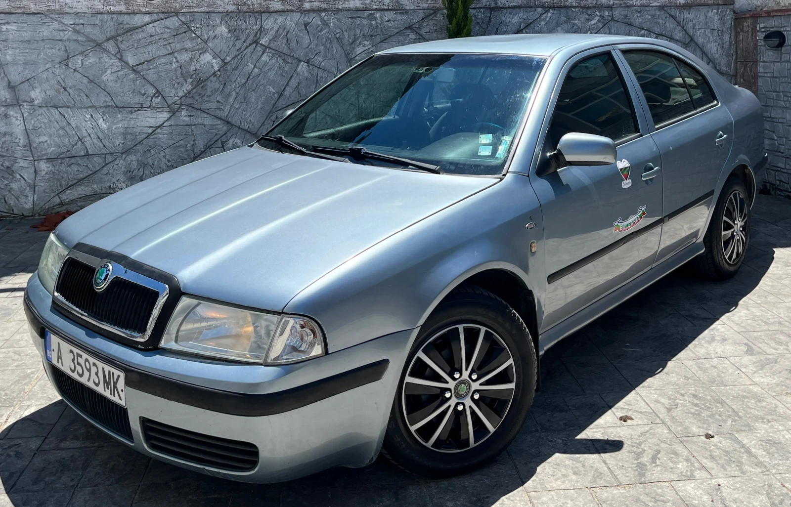 Skoda Octavia 1.6I/ГАЗ/БЕНЗИН, снимка 3 - Автомобили и джипове - 54686227
