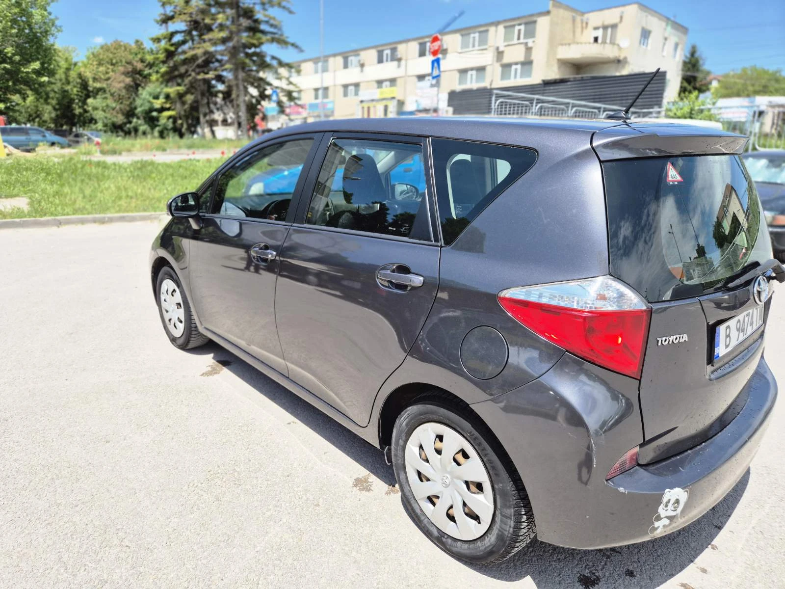 Toyota Verso S 1.3, снимка 4 - Автомобили и джипове - 54726755