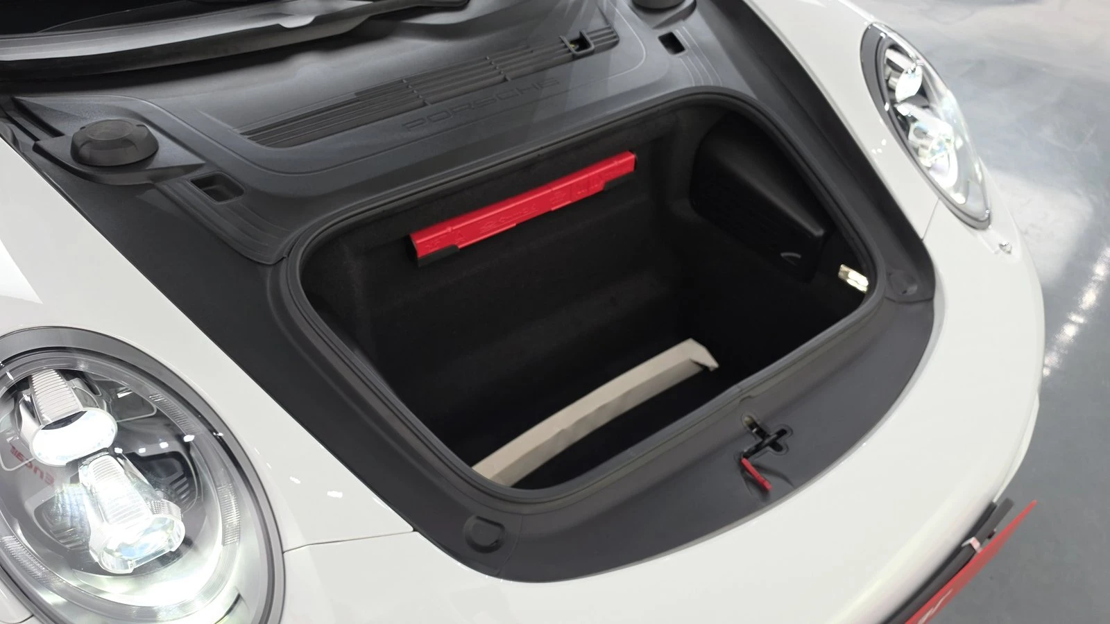 Porsche 911 Carrera* BOSE* ПОДГРЕВ ВОЛАН* КРАЙНА ЦЕНА, снимка 6 - Автомобили и джипове - 55349475