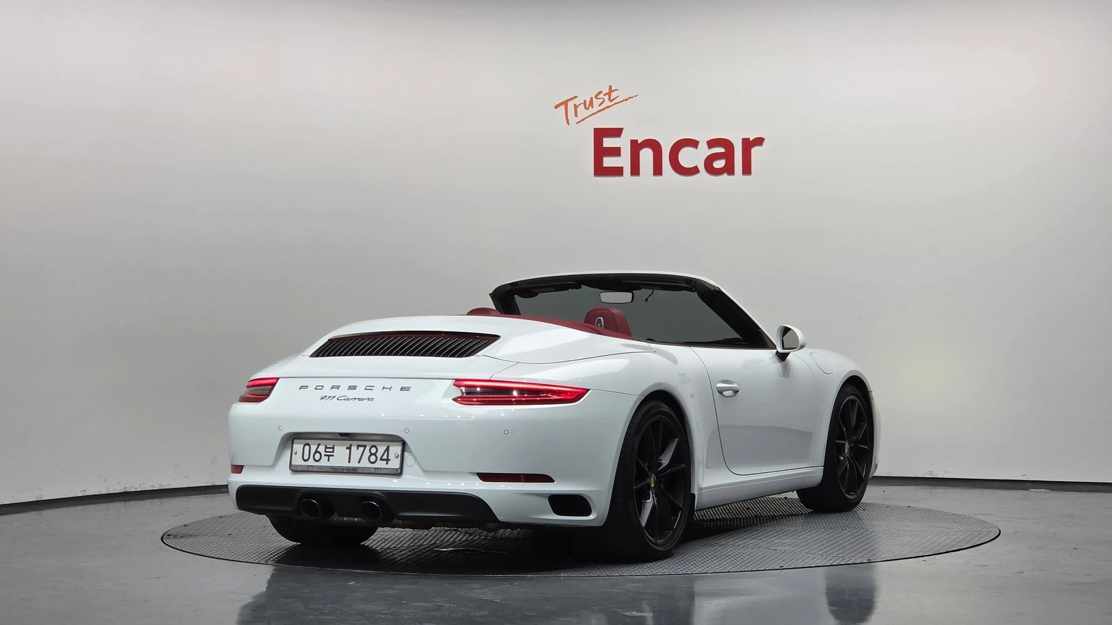 Porsche 911 Carrera* BOSE* ПОДГРЕВ ВОЛАН* КРАЙНА ЦЕНА, снимка 2 - Автомобили и джипове - 55349475