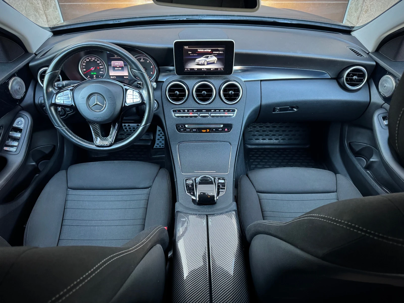 Mercedes-Benz C 200 7-G DYNAMIC SELECT FULL LED HIGH PERFORMANCE AMG, снимка 9 - Автомобили и джипове - 55589727