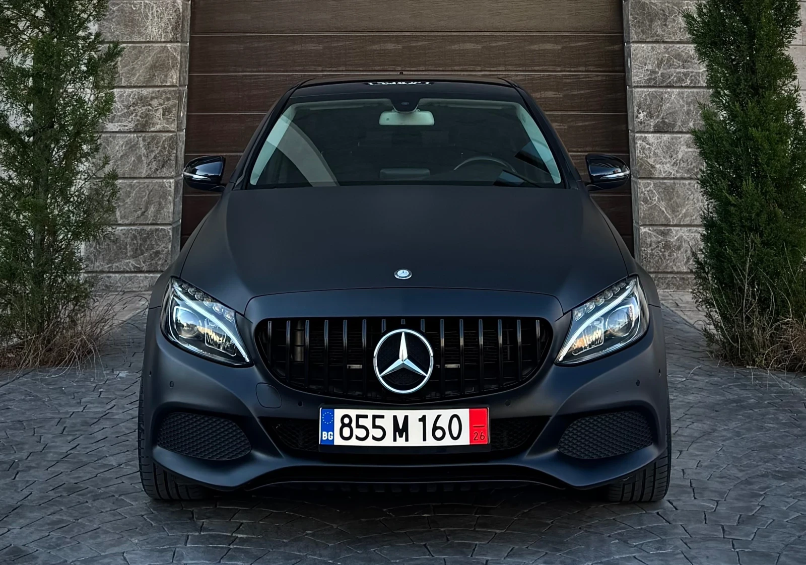 Mercedes-Benz C 200 7-G DYNAMIC SELECT FULL LED HIGH PERFORMANCE AMG, снимка 2 - Автомобили и джипове - 55589727