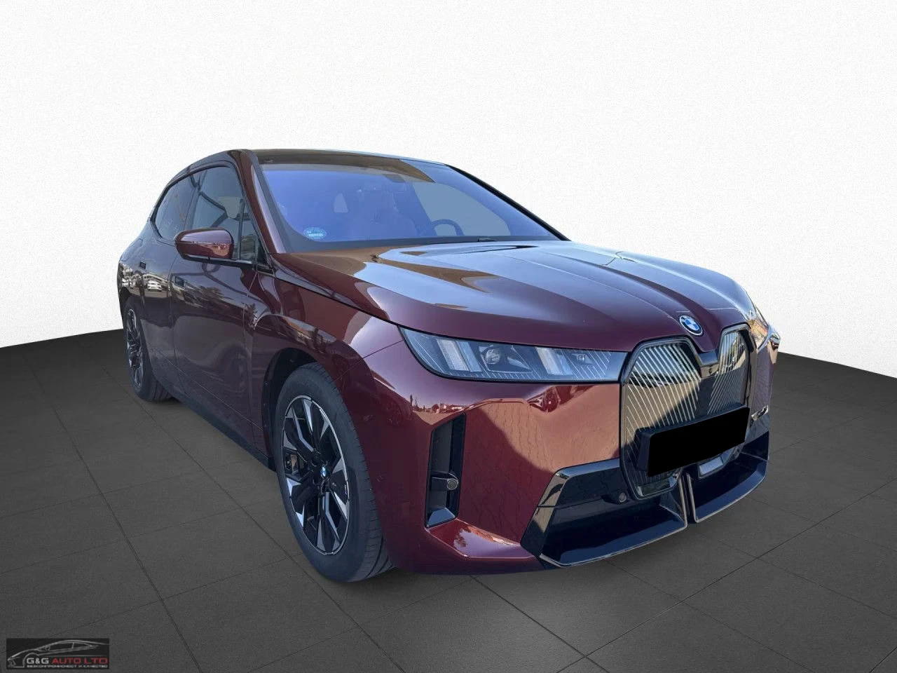 BMW iX xDrive45/408HP/M-SPORT/PANO/HUD/360/MEMO/H&K/608q, снимка 3 - Автомобили и джипове - 55703614