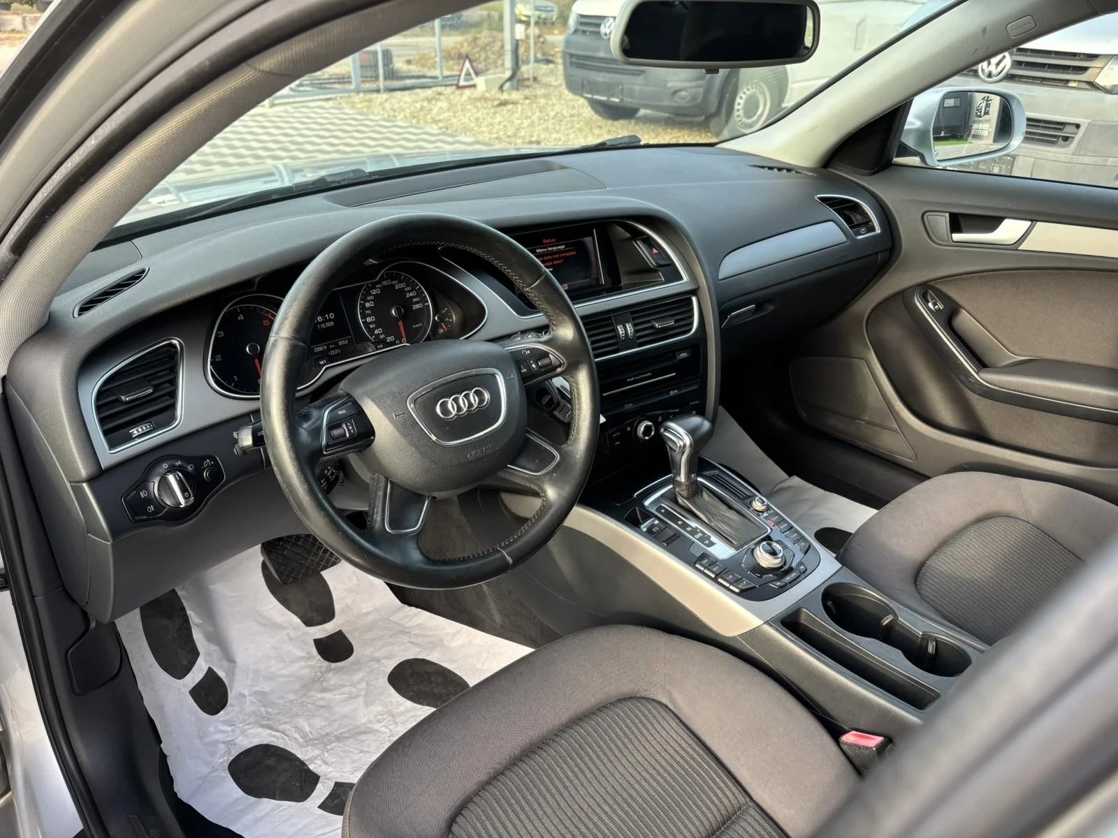 Audi A4 FACELIFT 2.0 TDI , снимка 11 - Автомобили и джипове - 56658149