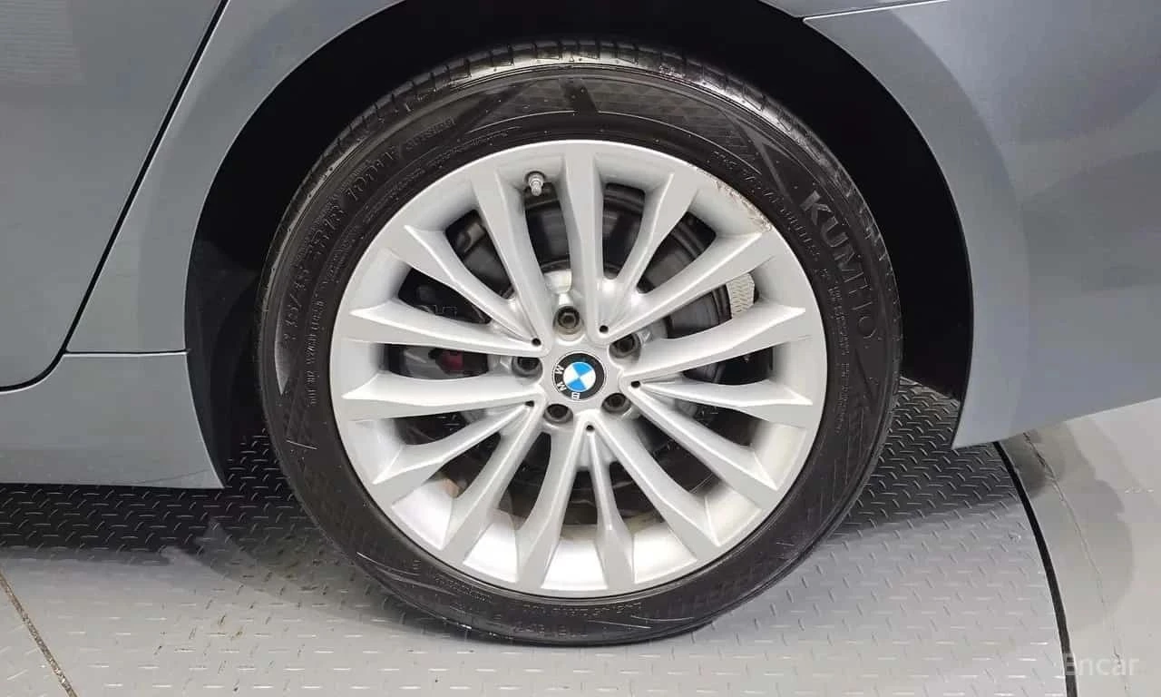 BMW 520, снимка 5 - Автомобили и джипове - 56738180