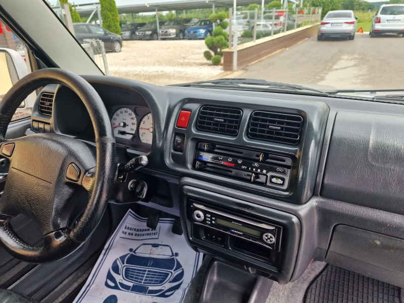 Suzuki Jimny 1.3 БЕНЗИН ! ! КЛИМАТИК, снимка 11 - Автомобили и джипове - 46199772