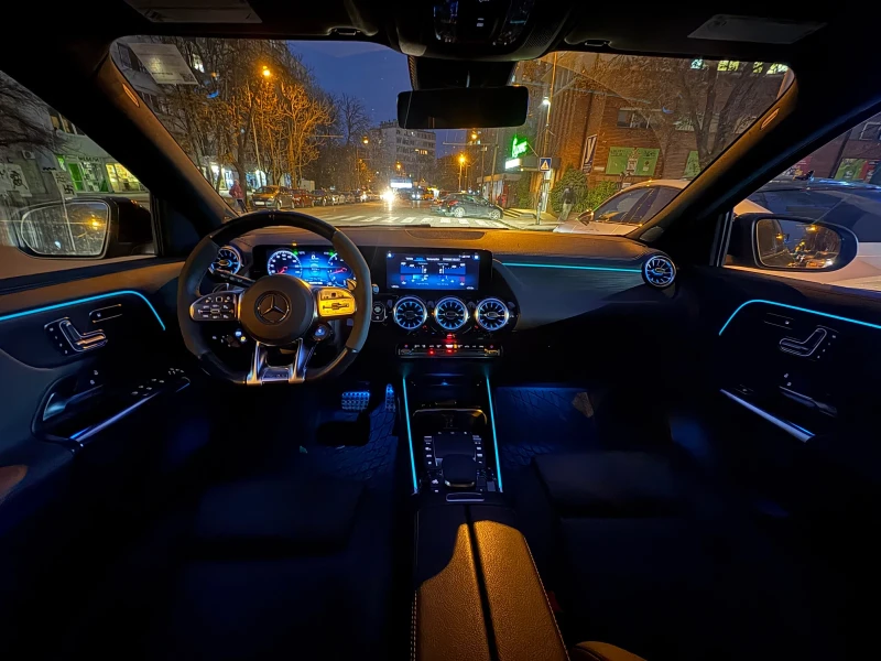 Mercedes-Benz GLA 45 AMG AMG 35 4MATIC, снимка 11 - Автомобили и джипове - 52444568