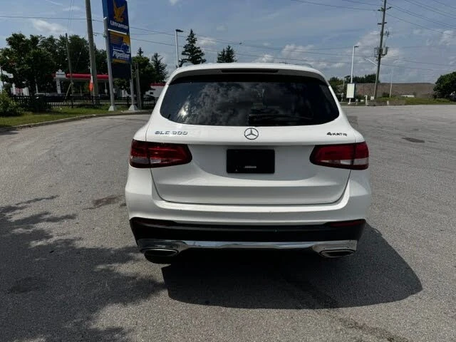 Mercedes-Benz GLC 300 4MATIC * Подгрев * Пано * Камера * Clean Carfax, снимка 5 - Автомобили и джипове - 55987901