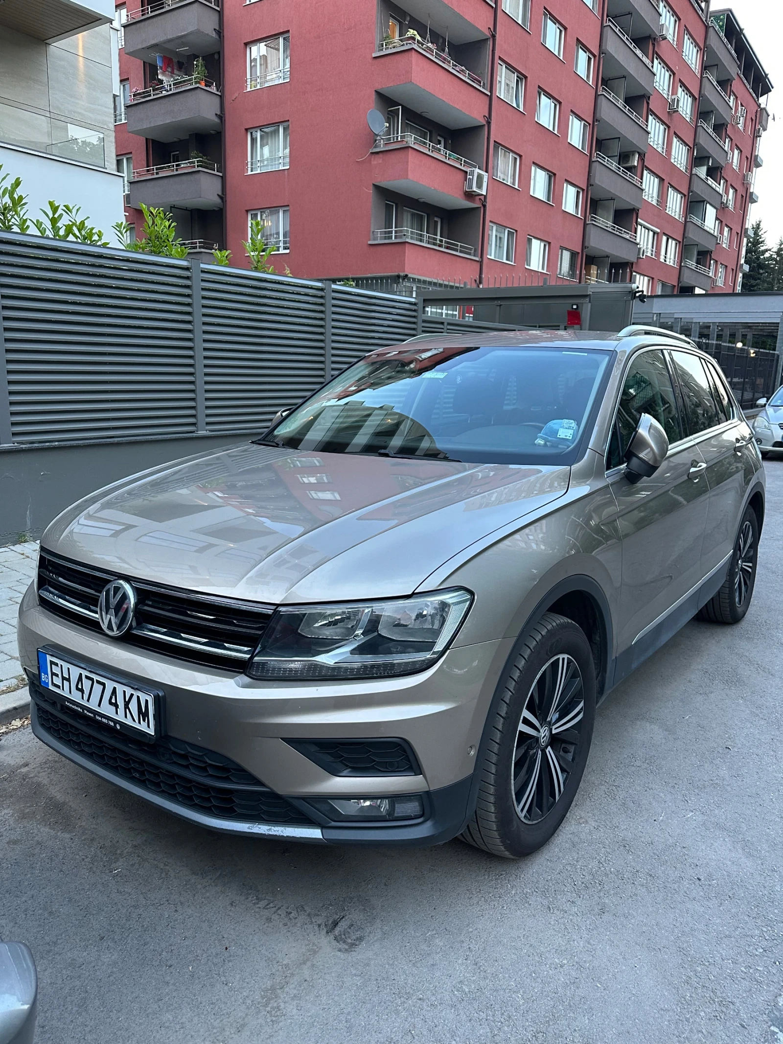 VW Tiguan, снимка 1