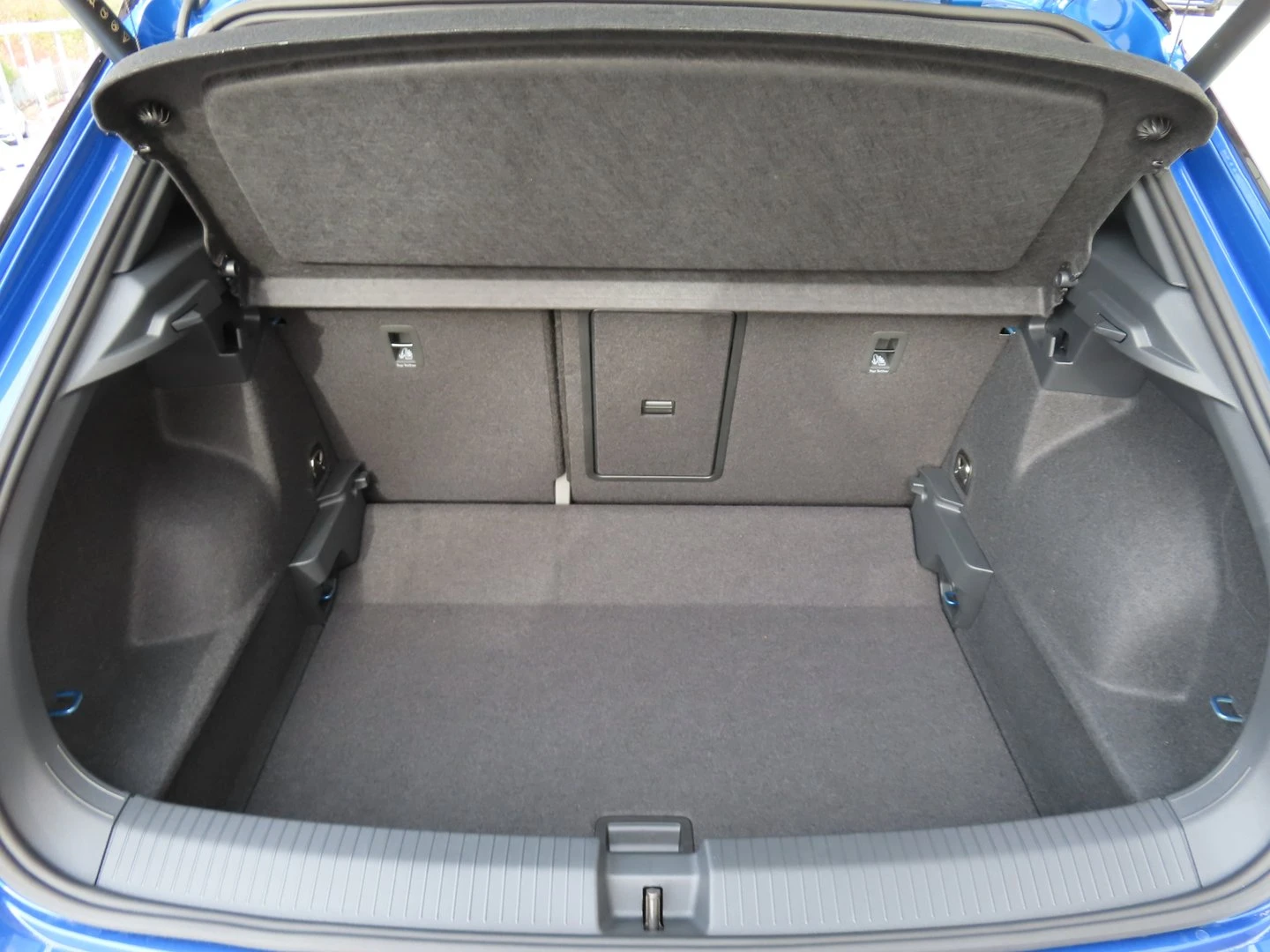 VW T-Roc VW T- Roc Style Plus 1.5 TSI OPF DSG - изображение 4