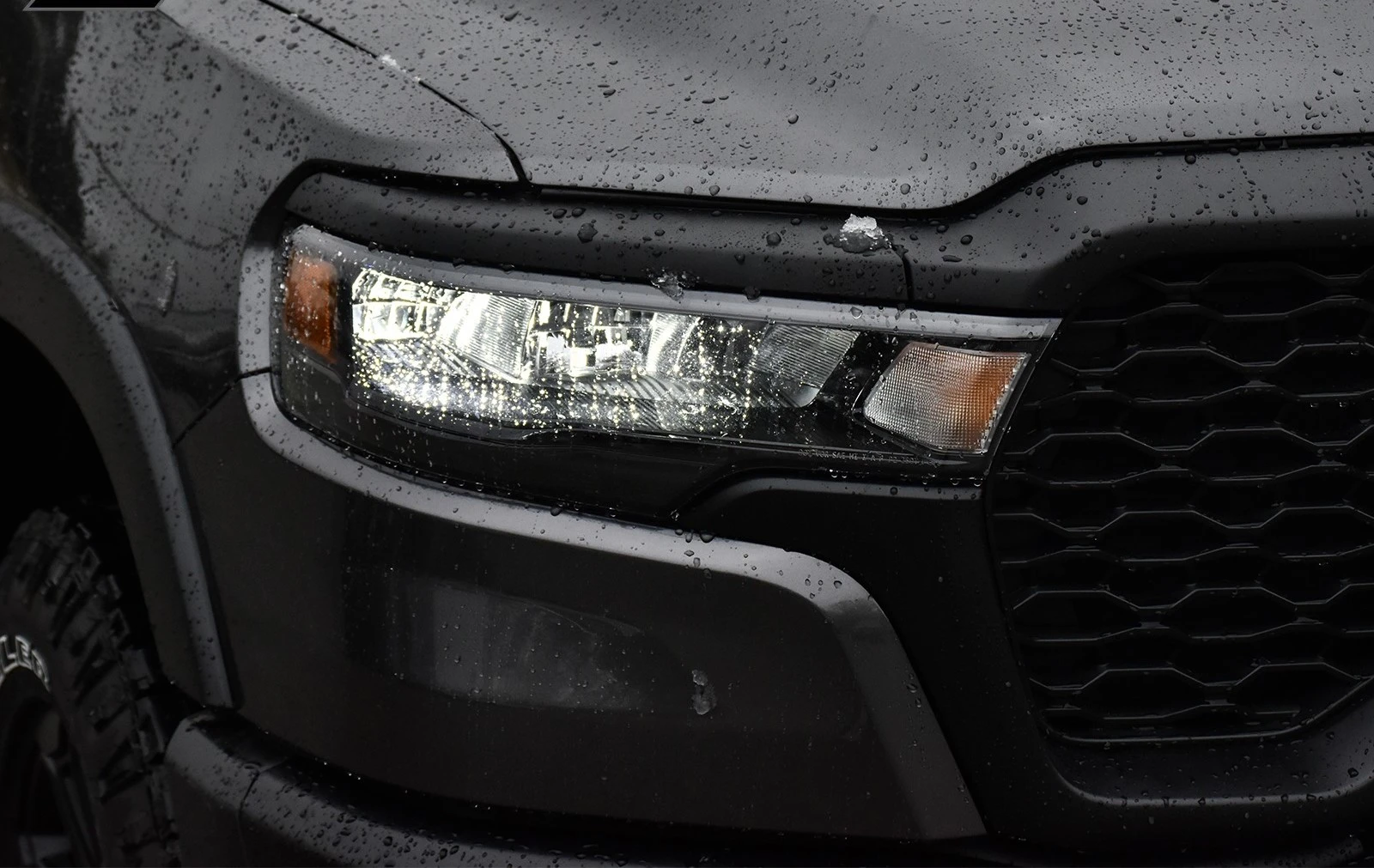 Dodge RAM 1500 REBEL CREW CAB, 4X4, С РЕГИСТРАЦИЯ И АВТОКРЕДИТ  - изображение 8