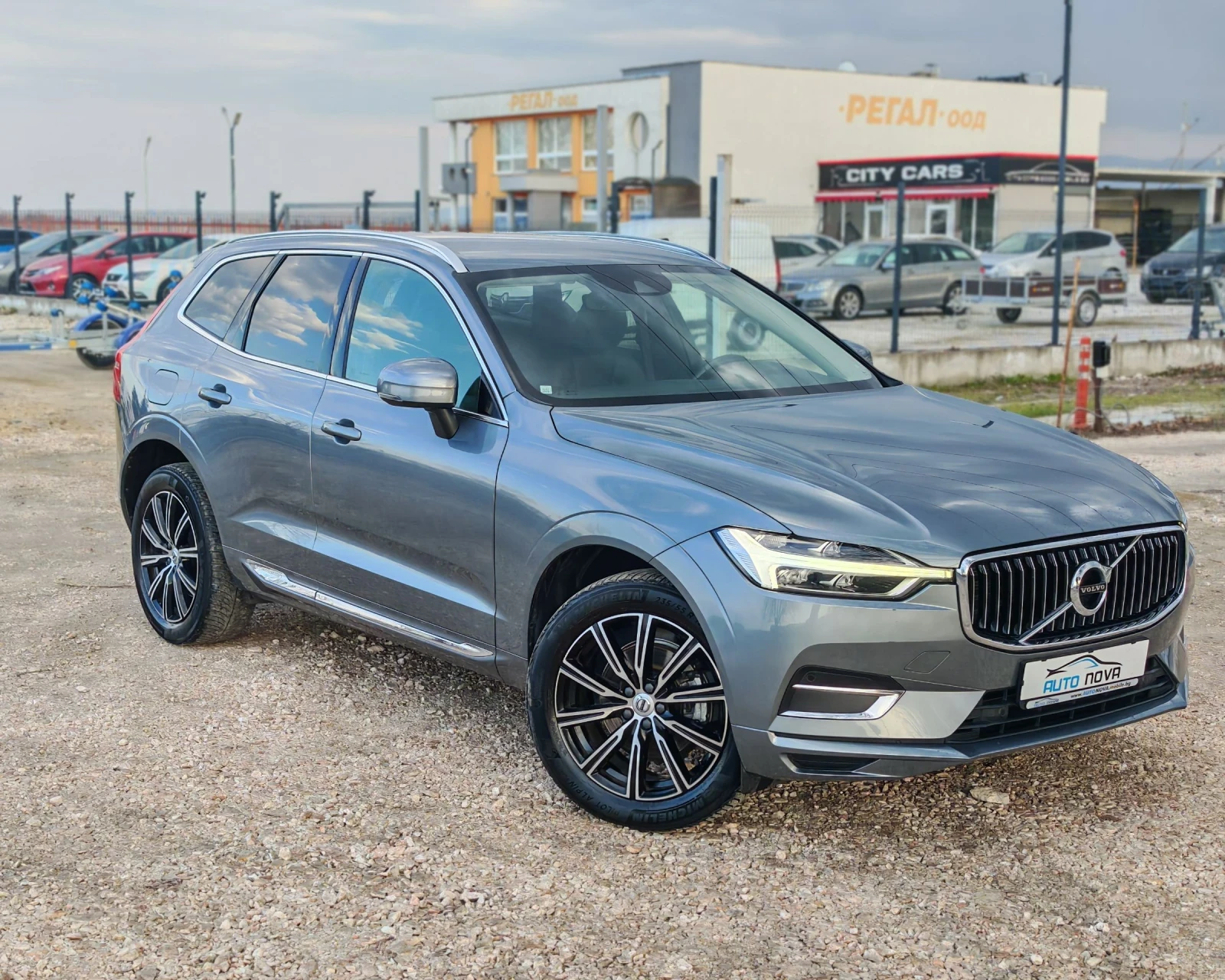 Volvo XC60 2.0 ДИЗЕЛ 190 К.С. INSCRIPTION! СЕРВИЗНА! НОВА!, снимка 16 - Автомобили и джипове - 53735320