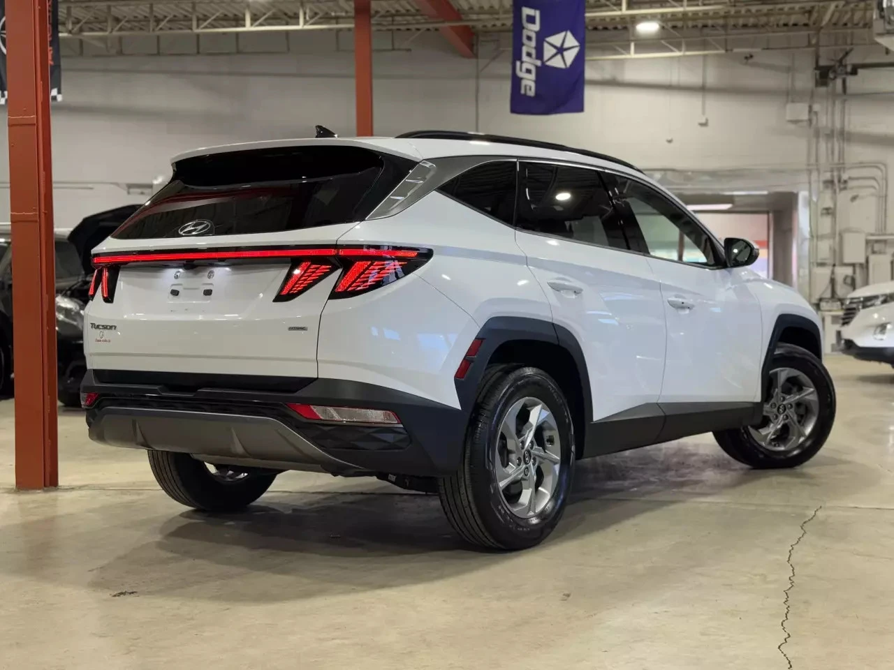 Hyundai Tucson 2022| PREFERED| 2 КЛЮЧА| AWD, снимка 4 - Автомобили и джипове - 53809778