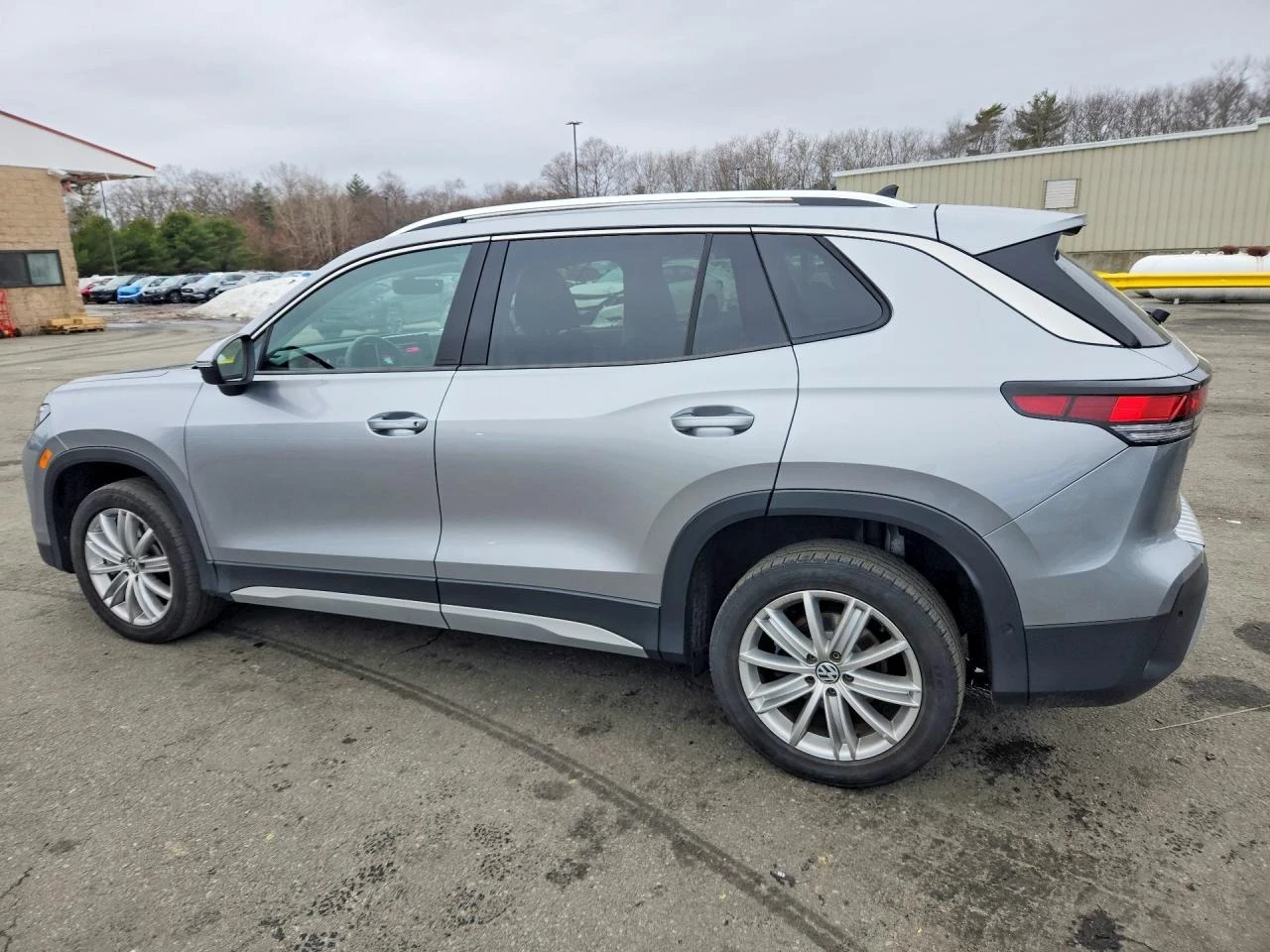 VW Tiguan SE, снимка 6 - Автомобили и джипове - 53930964